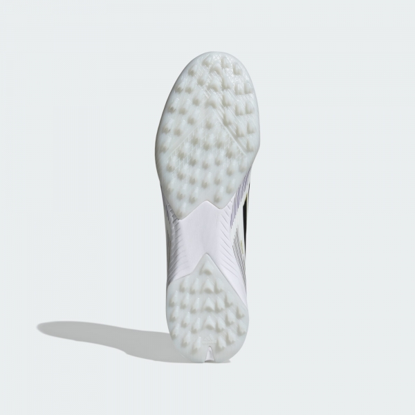 Adidas F50 League Arka Görünüm ve Logo Detayı