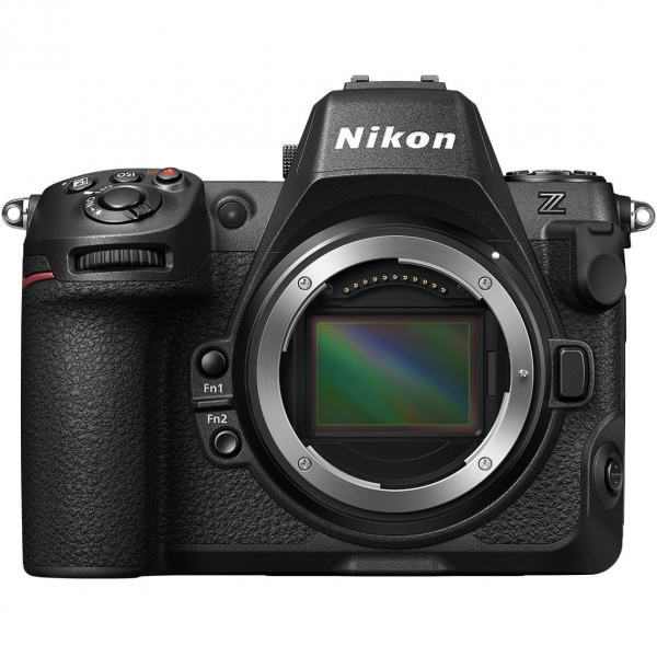 Nikon Z8 ön görünüm