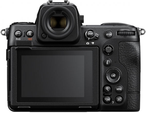 Nikon Z8 yan ve bağlantı portları görünümü